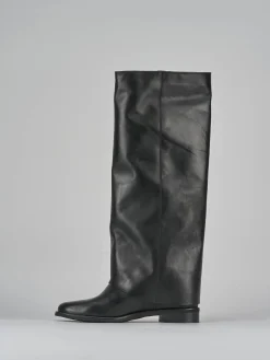 Stivali tacco 2cm pelle nero