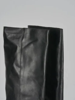 Stivali tacco 2cm pelle nero