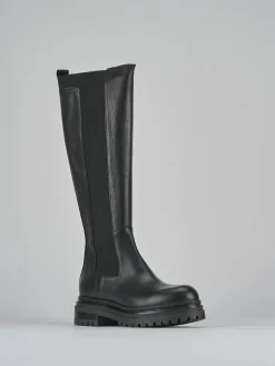 Stivali tacco 3cm pelle nero