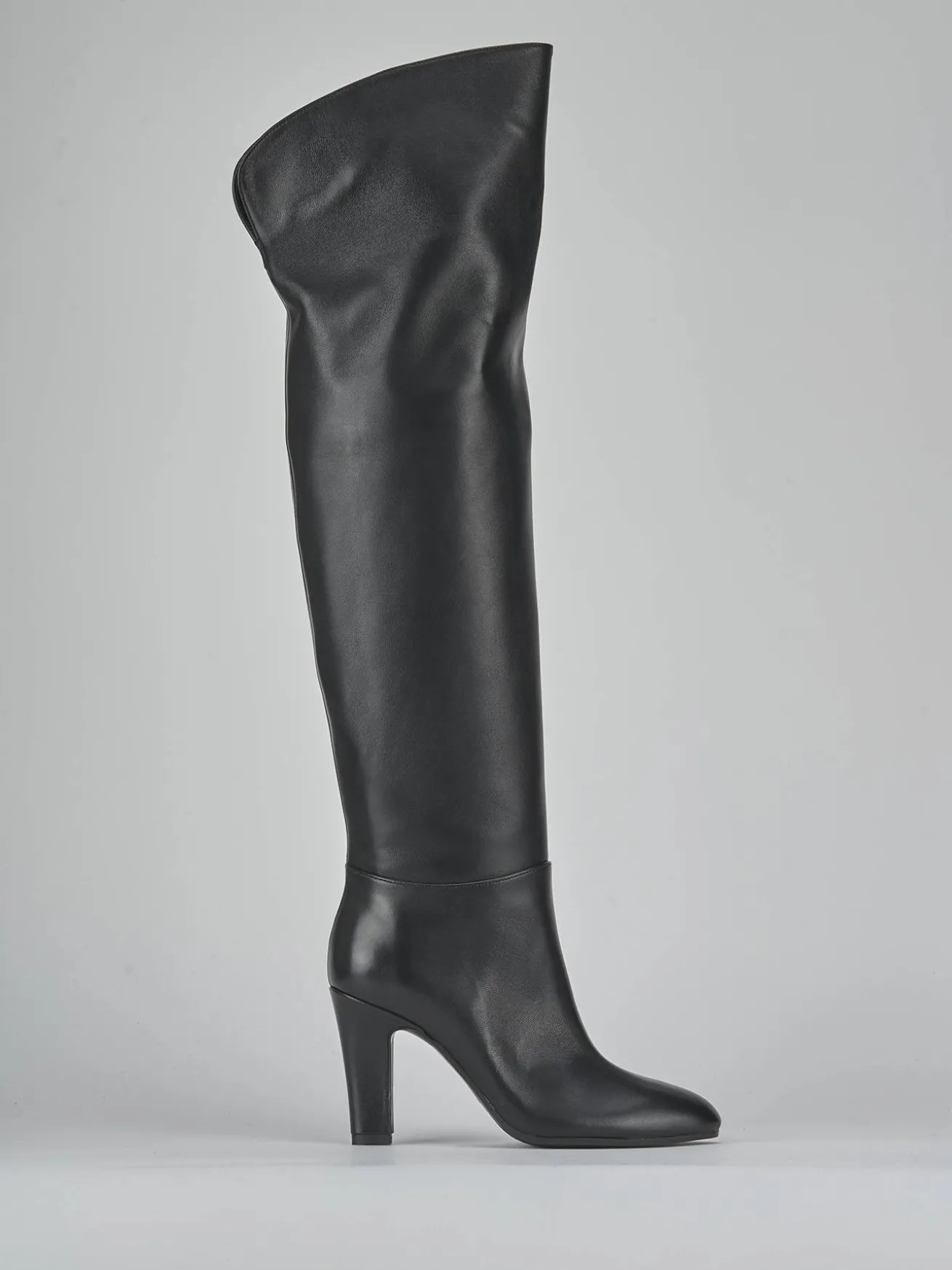 Stivali tacco 9cm pelle nero