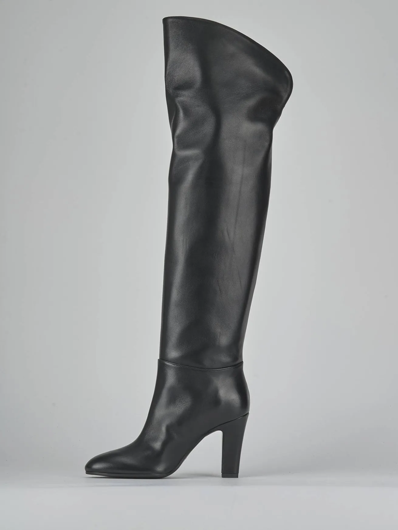 Stivali tacco 9cm pelle nero