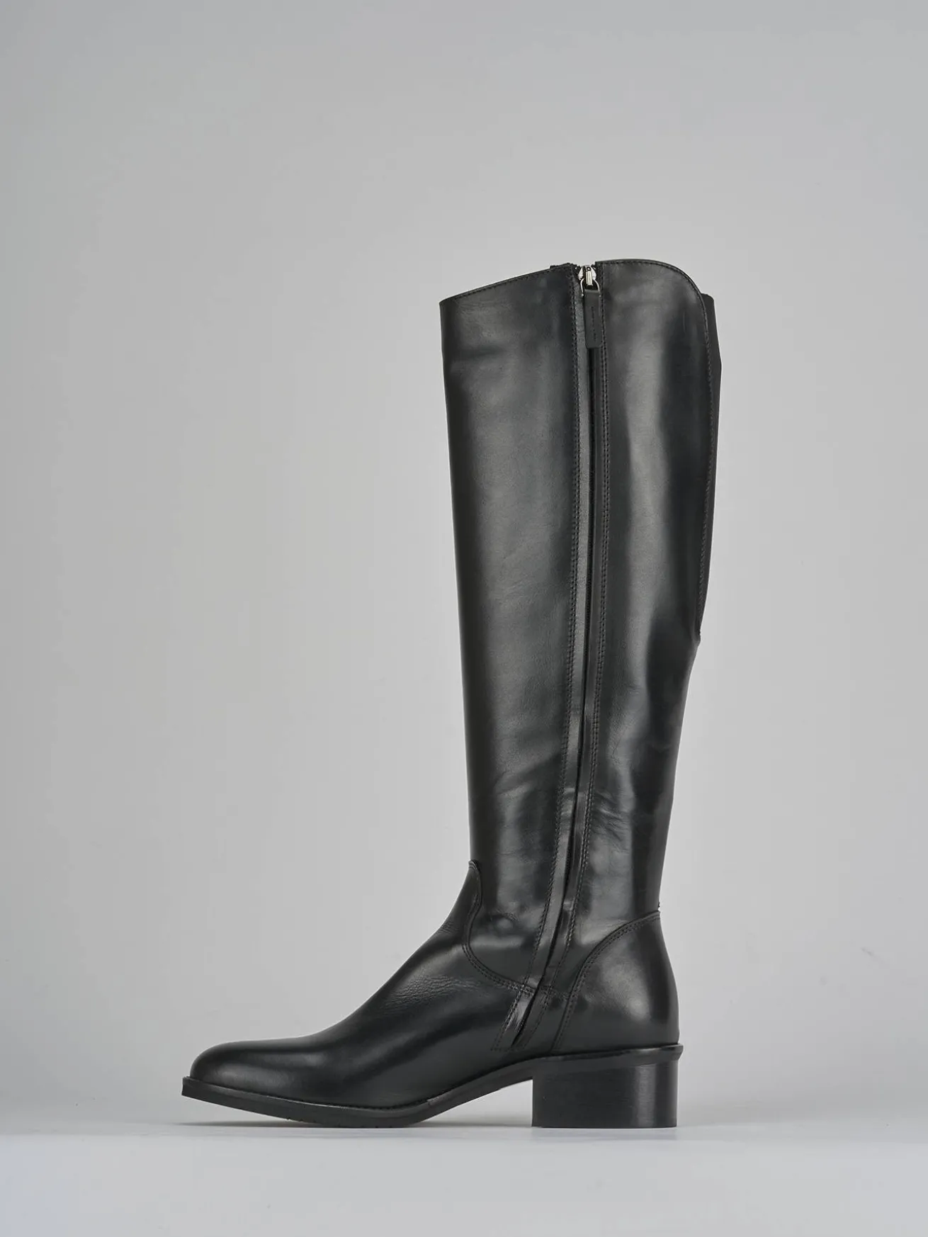 Stivali tacco 4cm pelle nero