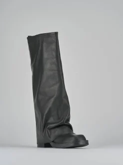 Stivali tacco 3cm pelle nero