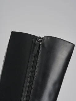 Stivali tacco 3cm pelle nero