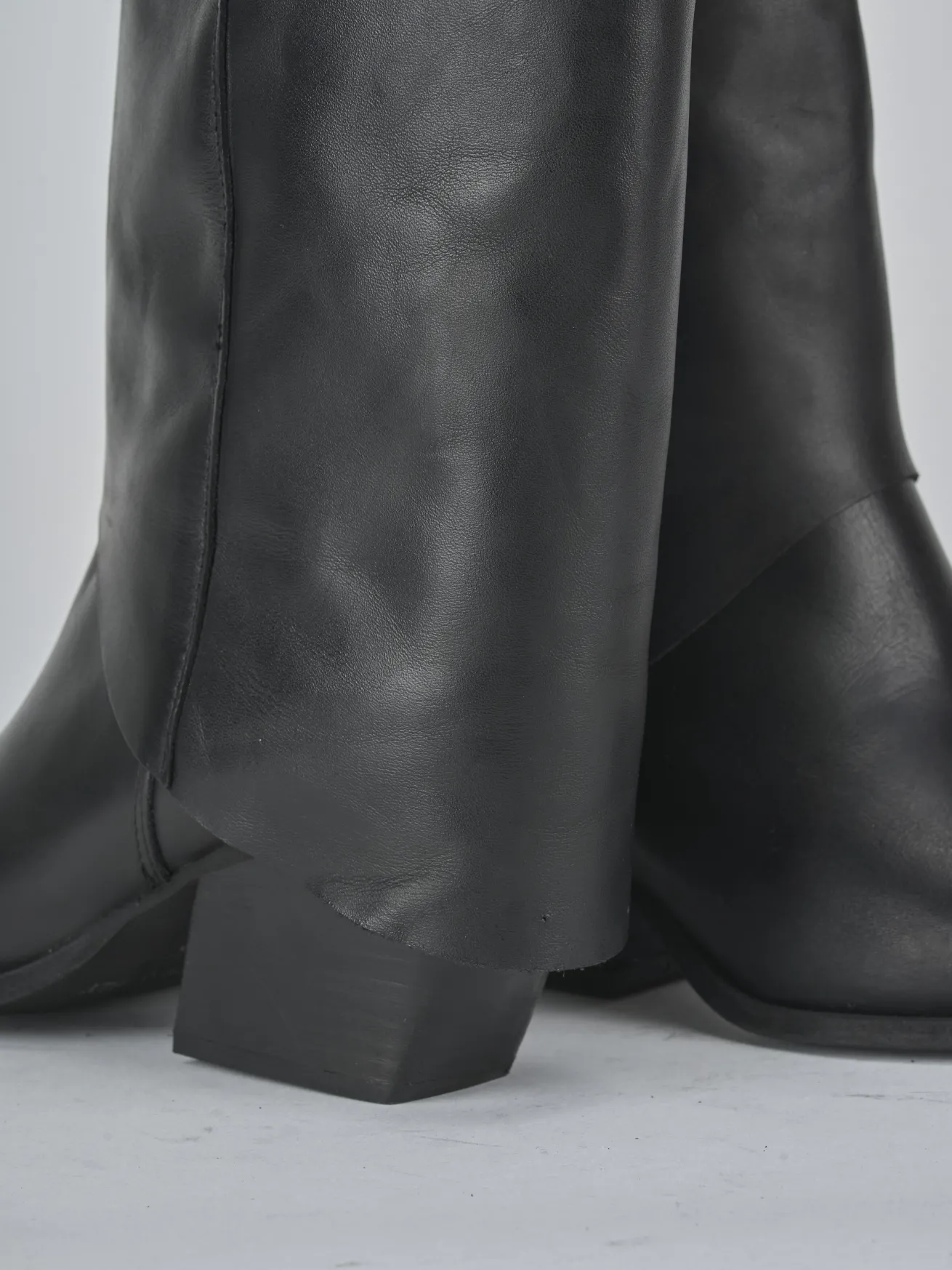 Stivali tacco 7cm pelle nero