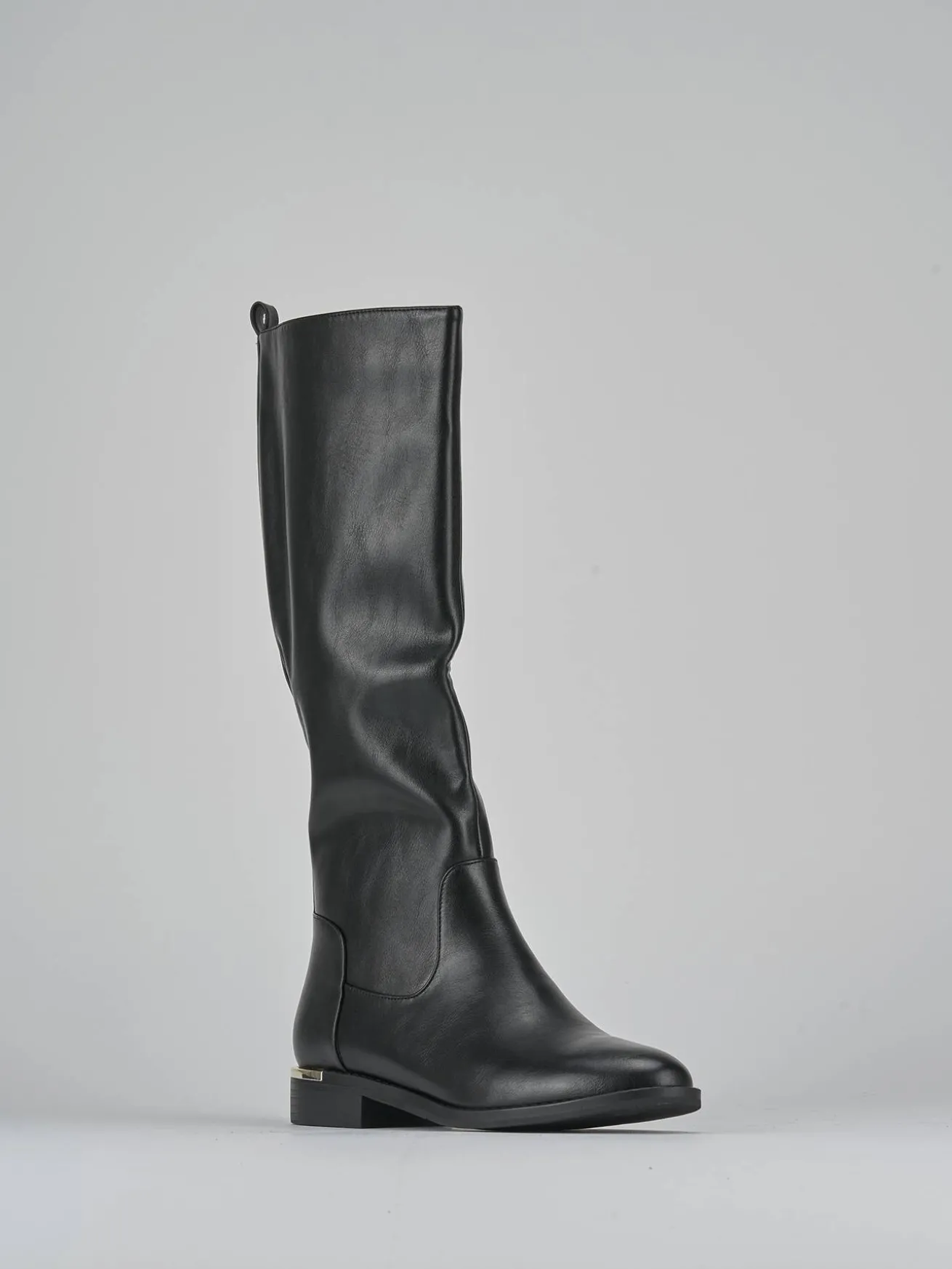 Stivali tacco 2cm pelle nero