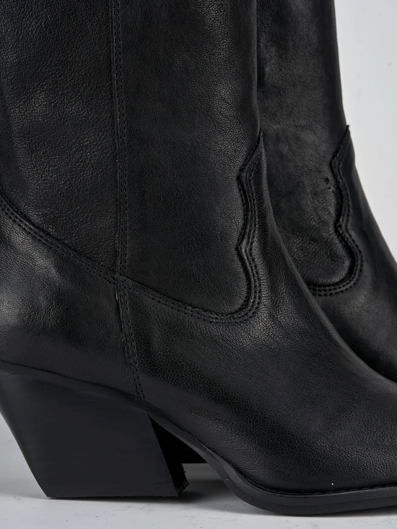 Stivali tacco 7cm pelle nero