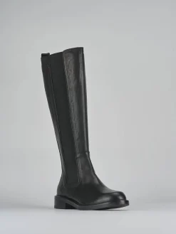 Stivali tacco 2cm pelle nero