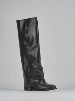 Stivali tacco 2cm pelle nero