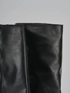 Stivali tacco 2cm pelle nero