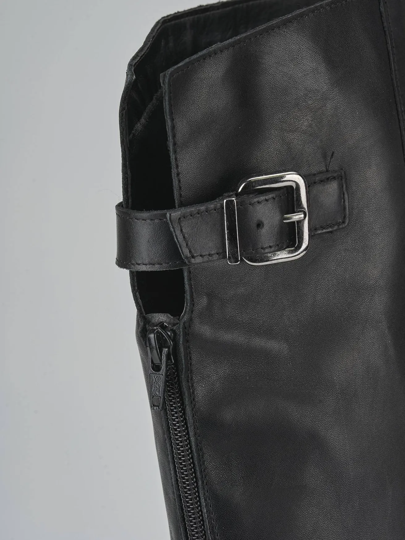 Stivali tacco 1cm pelle nero