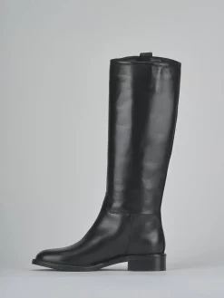 Stivali tacco 3cm pelle nero