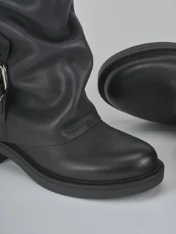 Stivali tacco 3cm pelle nero