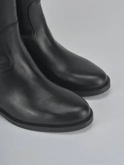 Stivali tacco 2cm pelle nero