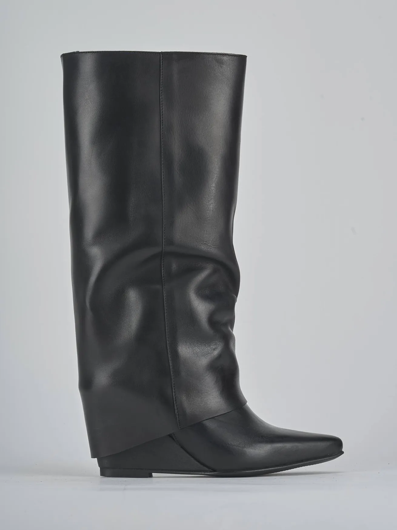 Stivali tacco 4cm pelle nero