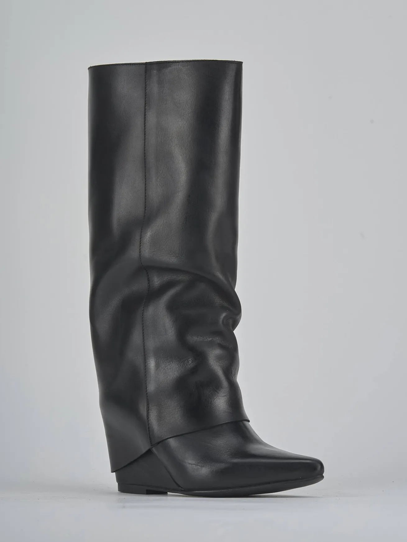 Stivali tacco 4cm pelle nero