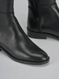 Stivali tacco 2cm pelle nero