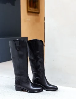 Stivali tacco 4cm pelle nero