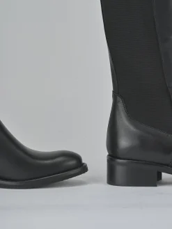 Stivali tacco 3cm pelle nero