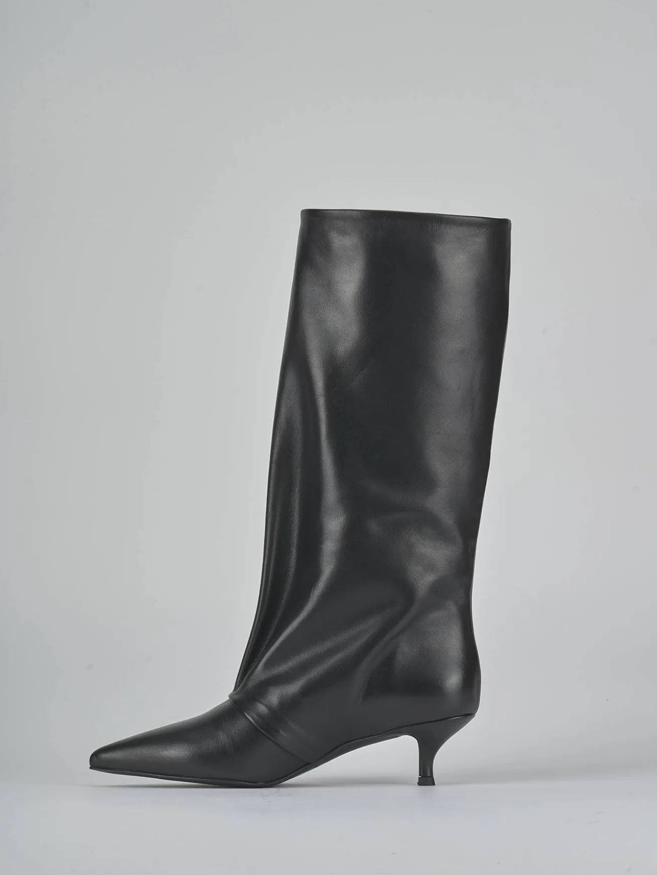 Stivali tacco 5cm pelle nero