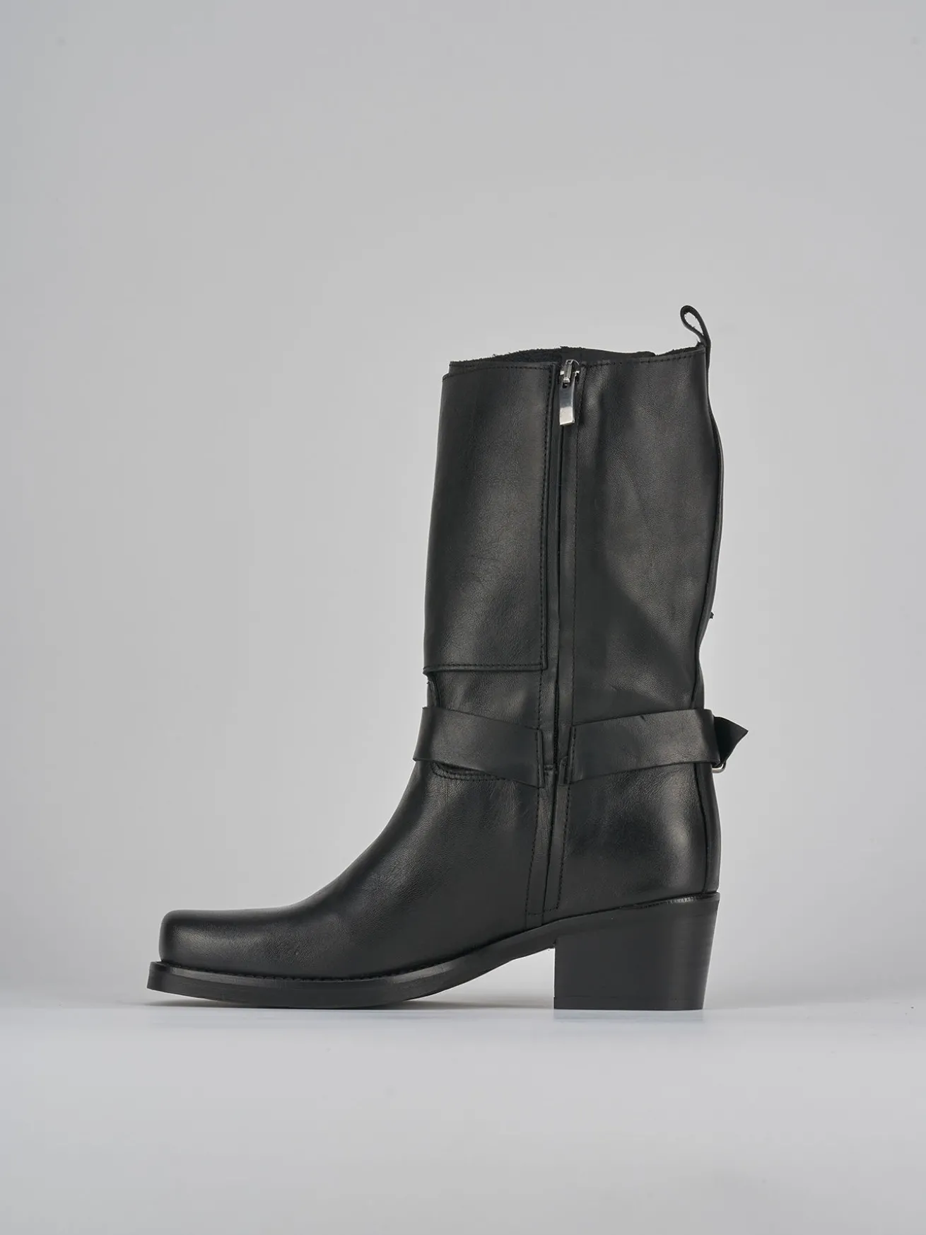 Stivali tacco 4cm pelle nero