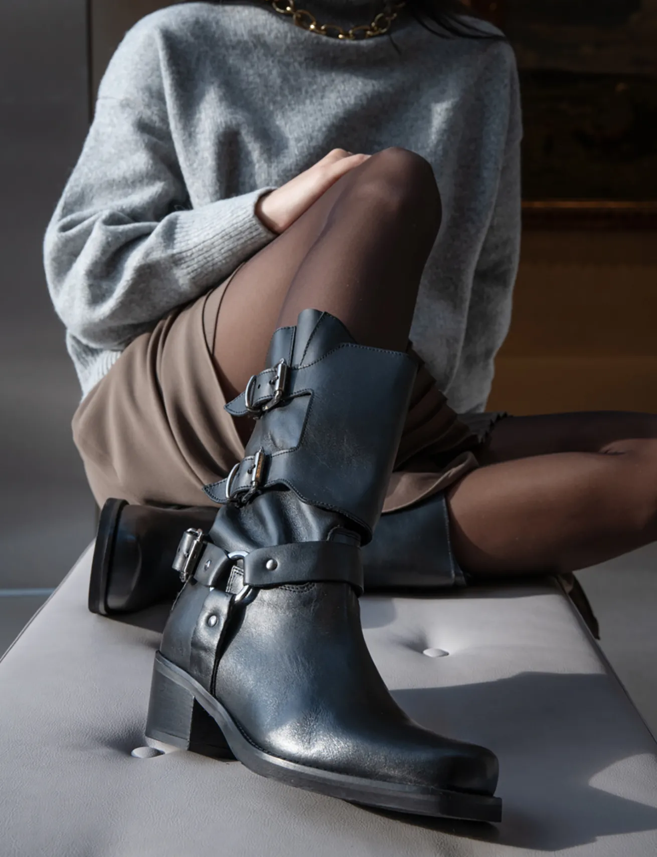 Stivali tacco 4cm pelle nero