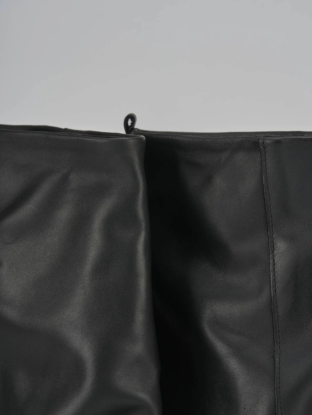 Stivali tacco 3cm pelle nero