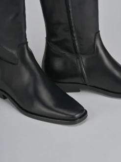 Stivali tacco 2cm pelle nero