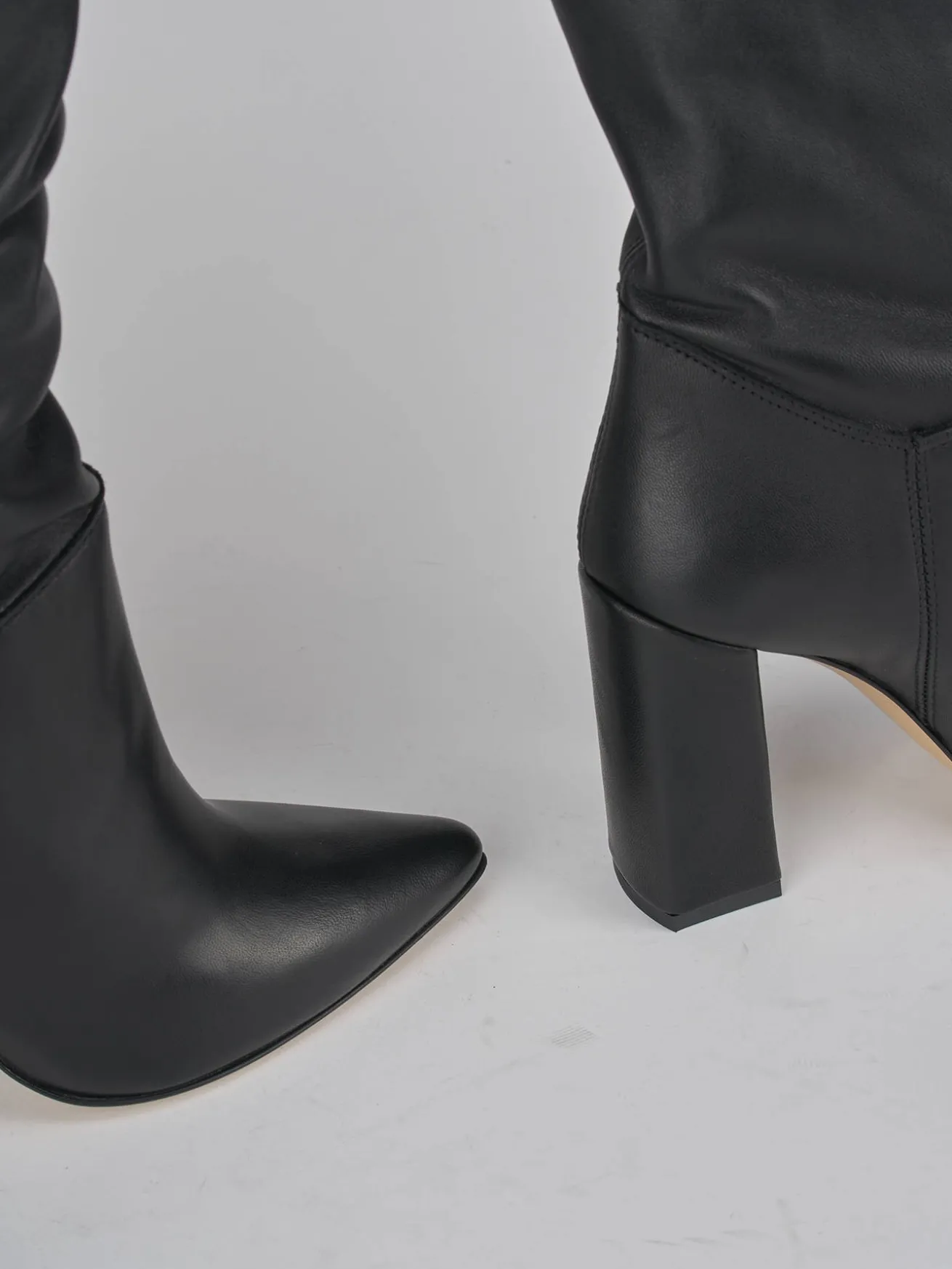 Stivali tacco 9cm pelle nero