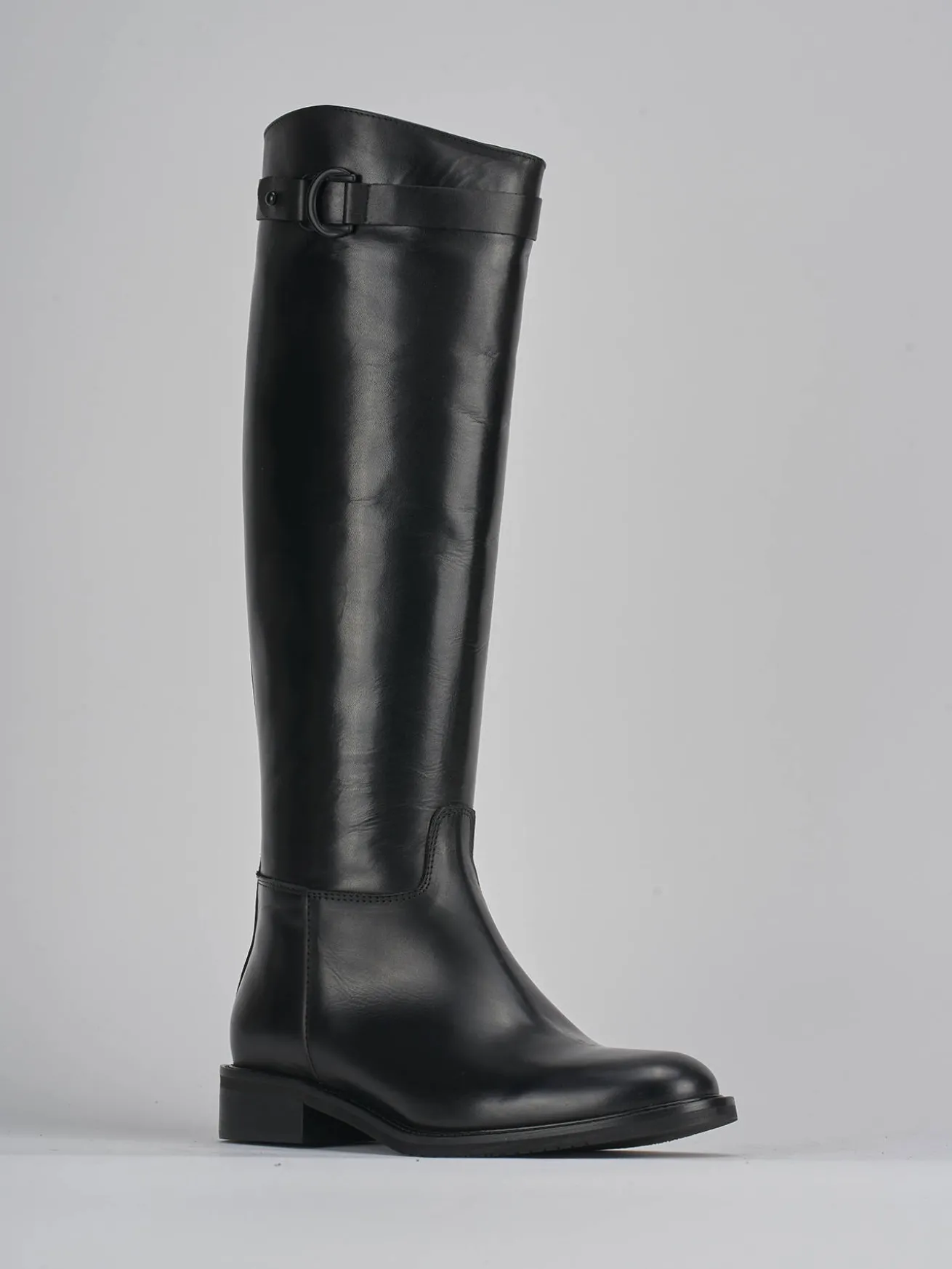 Stivali tacco 3cm pelle nero