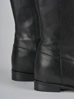 Stivali tacco 2cm pelle nero