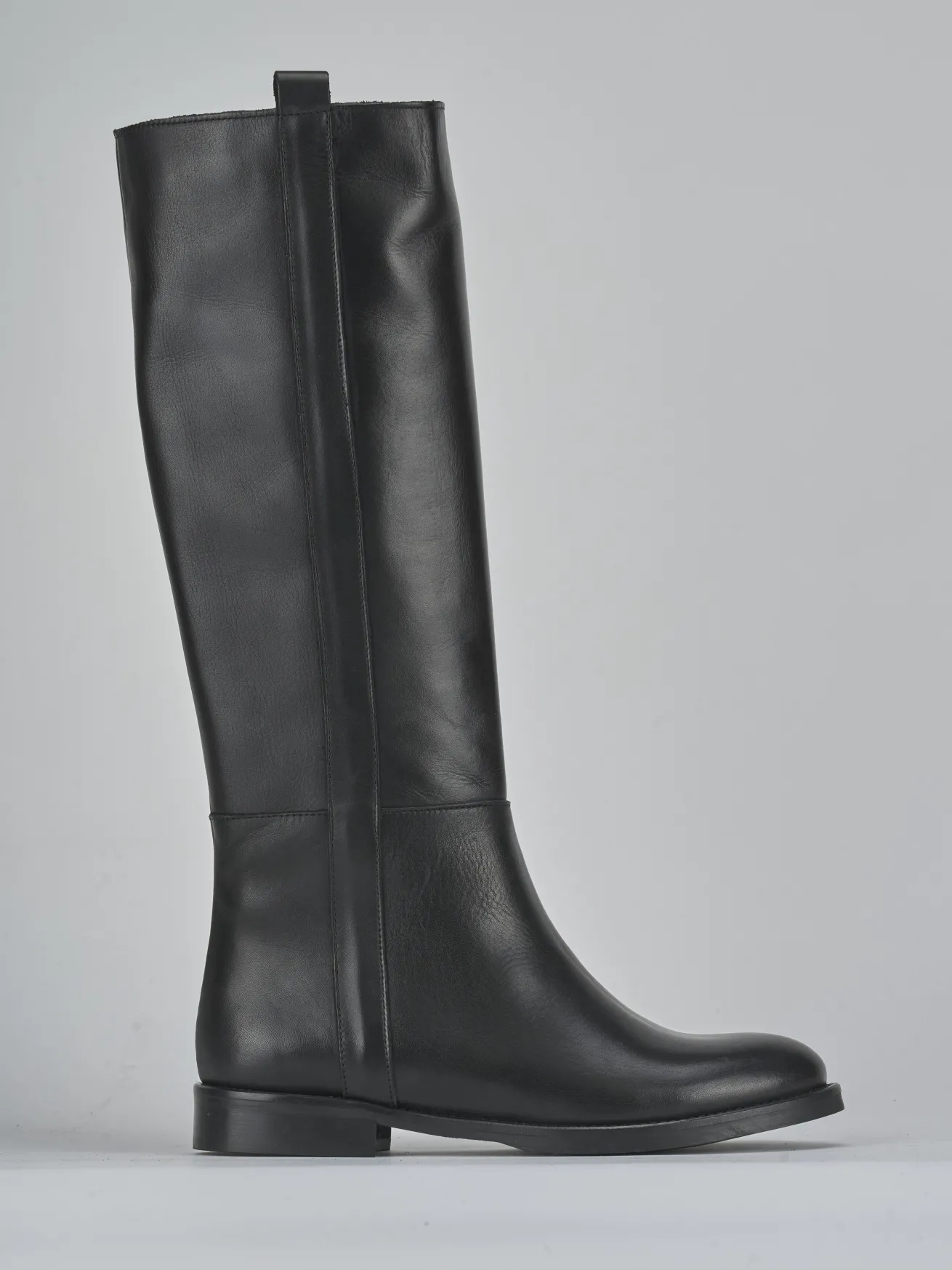 Stivali tacco 2cm pelle nero