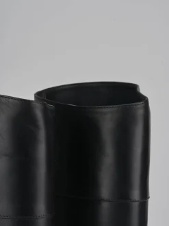 Stivali tacco 2cm pelle nero