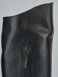 Stivali tacco 2cm pelle nero