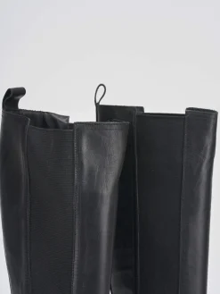 Stivali tacco 3cm pelle nero