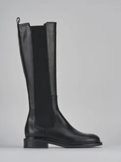 Stivali tacco 2cm pelle nero