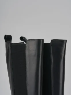 Stivali tacco 2cm pelle nero