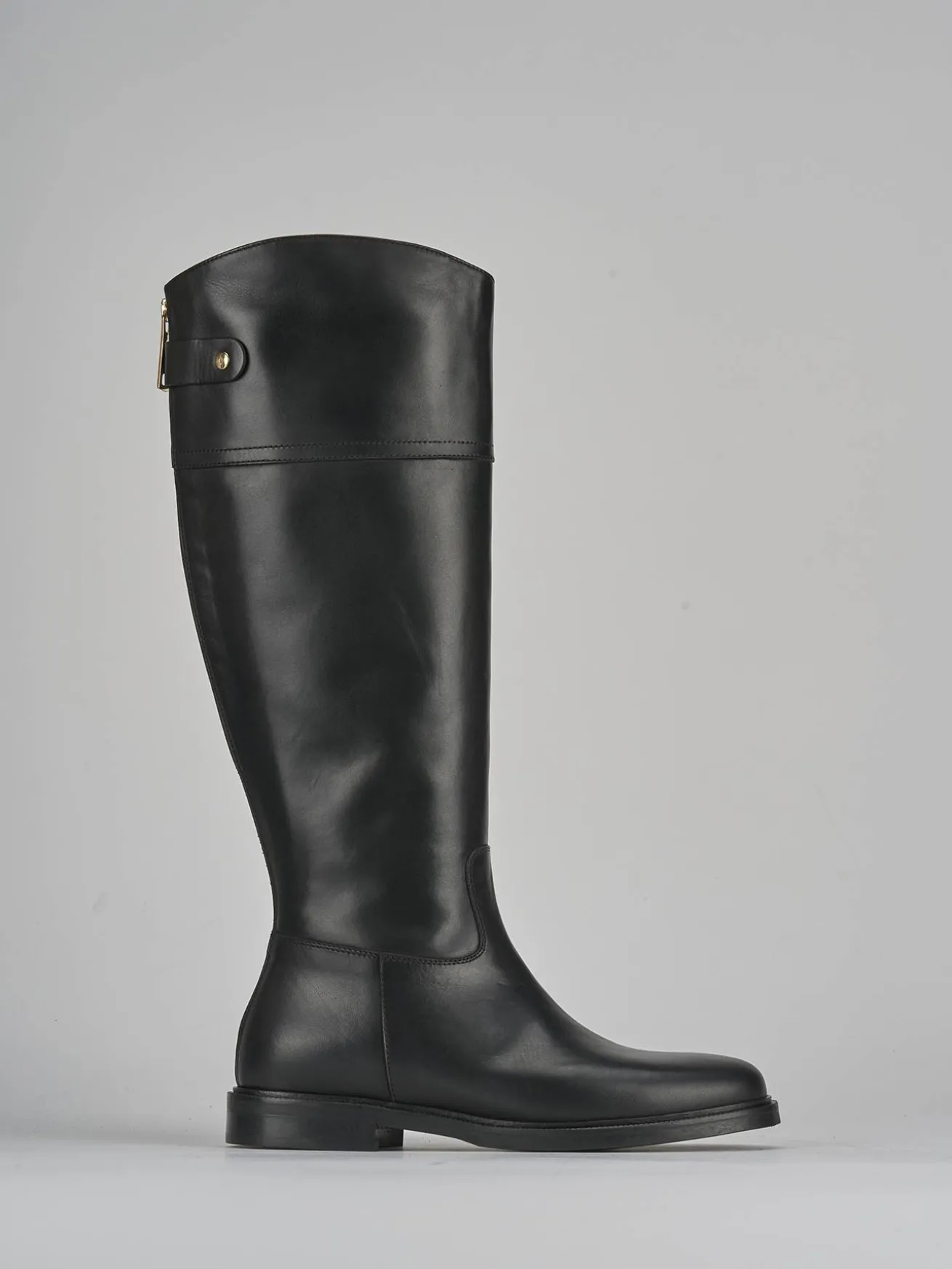 Stivali tacco 2cm pelle nero