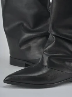 Stivali tacco 2cm pelle nero