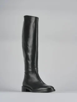 Stivali tacco 2cm pelle nero