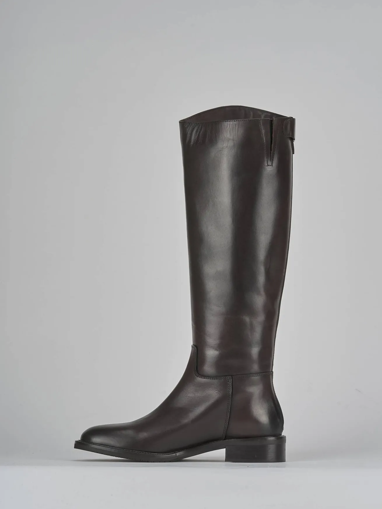 Stivali tacco 3cm pelle testa