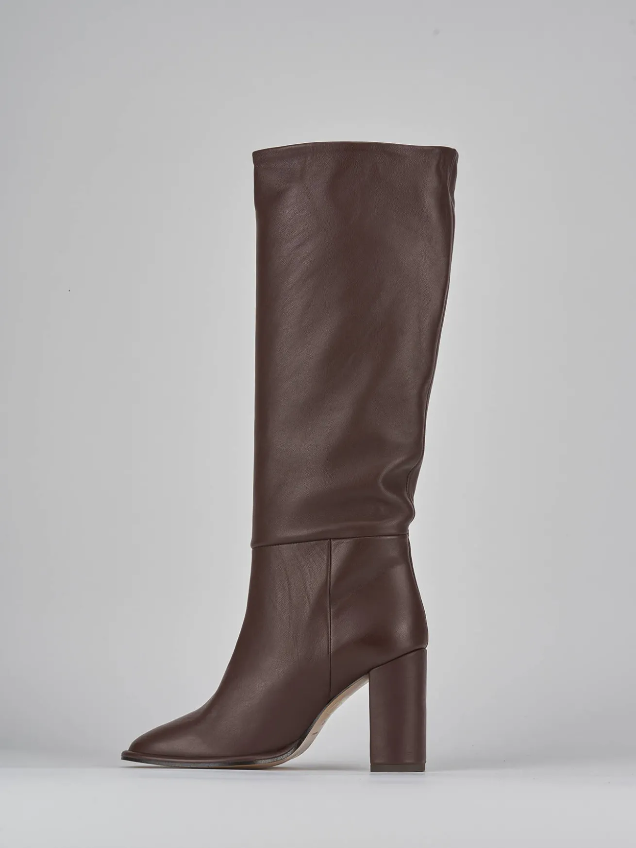 Stivali tacco 9cm pelle testa