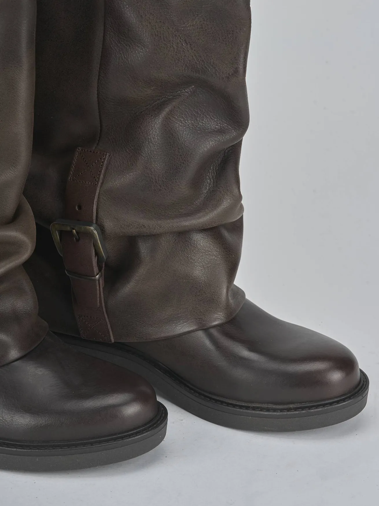 Stivali tacco 3cm pelle testa