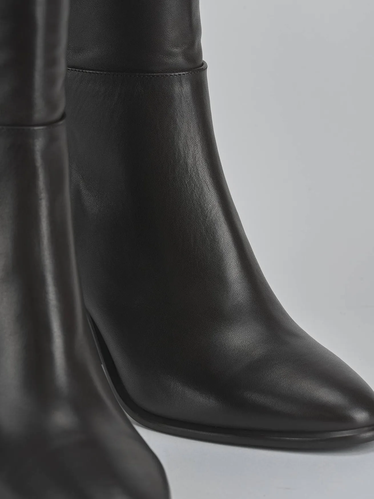 Stivali tacco 9cm pelle testa