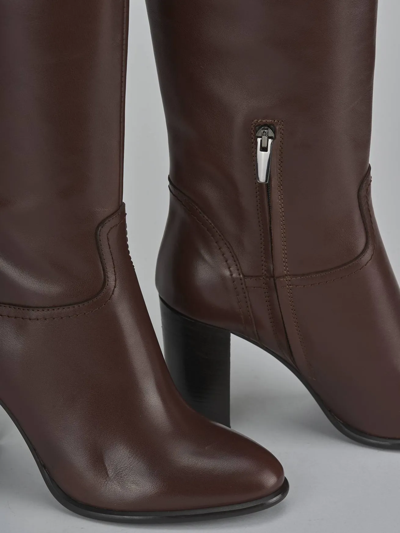 Stivali tacco 8cm pelle testa