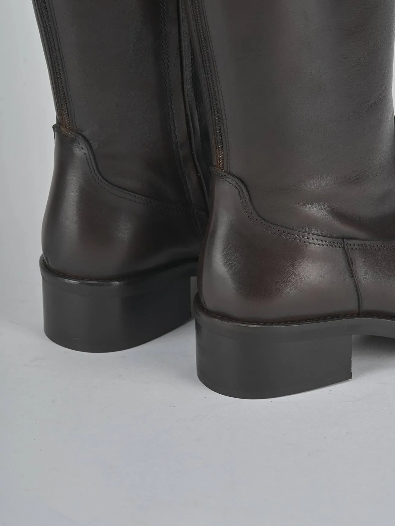 Stivali tacco 4cm pelle testa