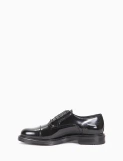 Stringata Oxford con fondo cuoio e soletto in vera pelle nero