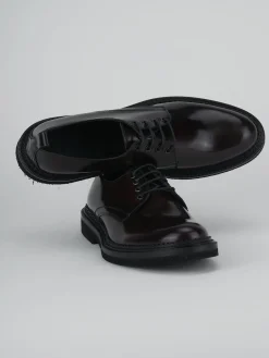 Stringate pelle bordo'