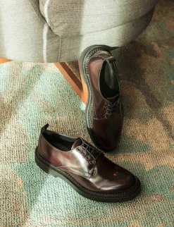 Stringate pelle bordo'