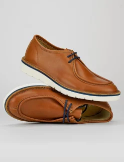 Stringate pelle marrone